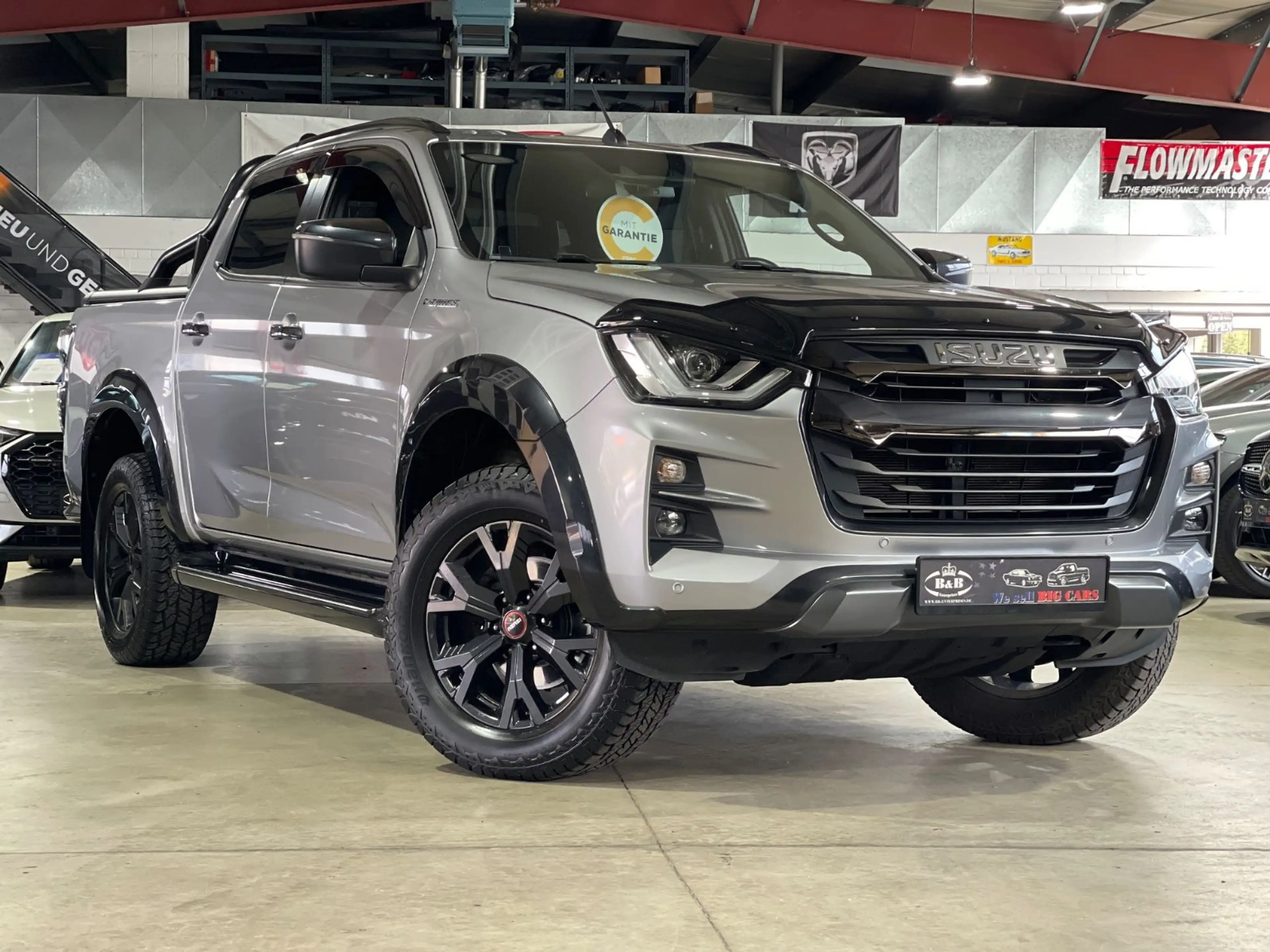 Isuzu D-Max DOUBLE+ 4WD+V-CROSS+ABDECKUNG+AHK+BÜGEL+GARANTIE — photo 4