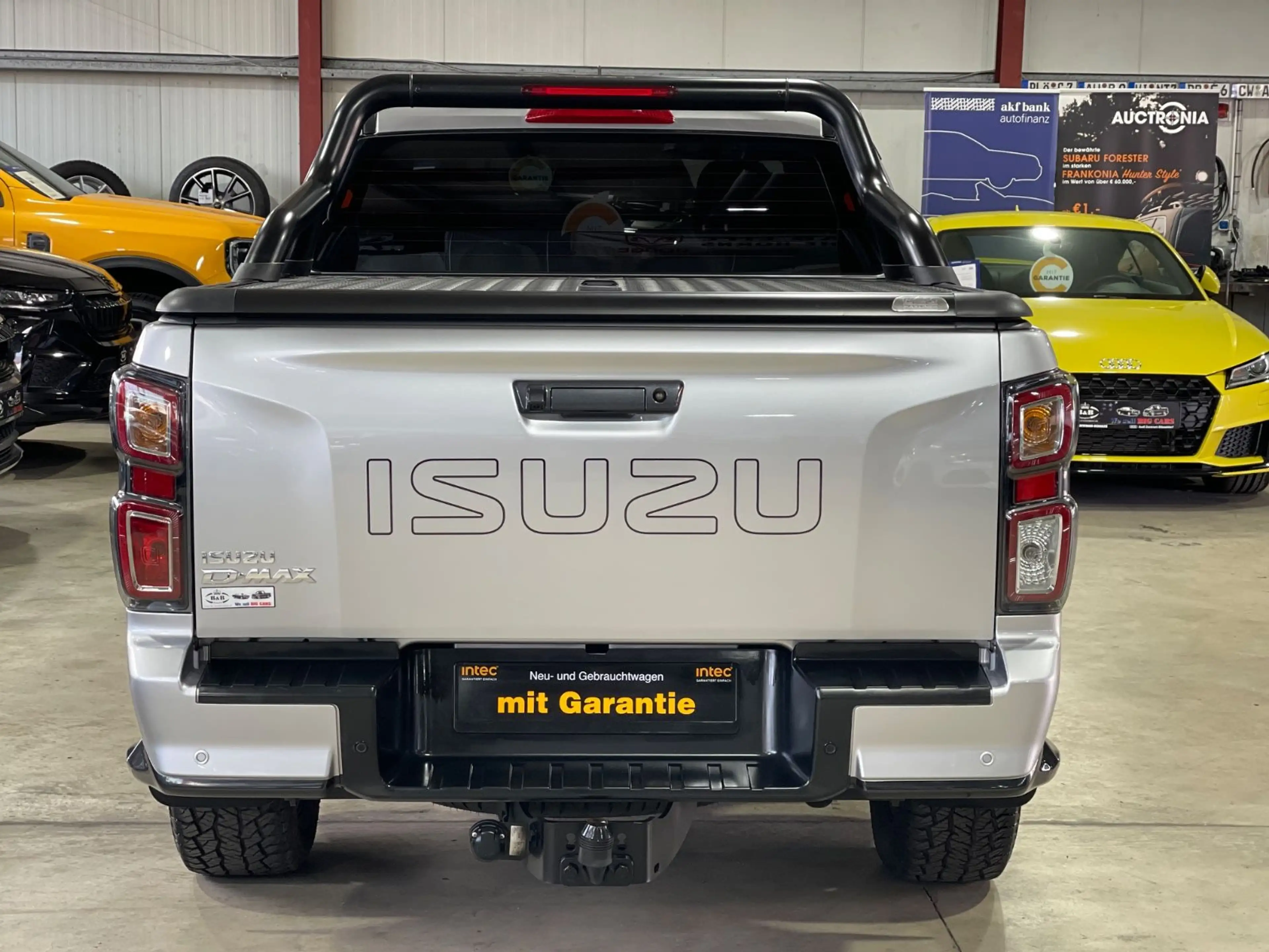Isuzu D-Max DOUBLE+ 4WD+V-CROSS+ABDECKUNG+AHK+BÜGEL+GARANTIE — photo 10