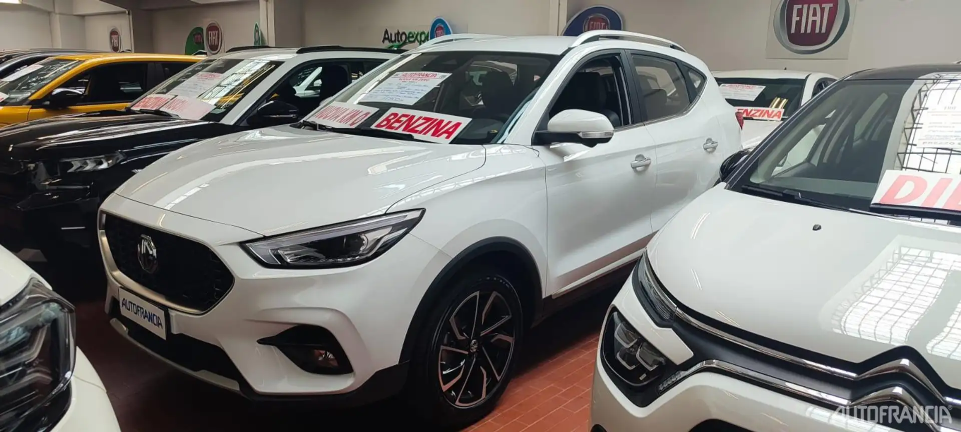 MG MG ZS 1.5 LUXURY 114CV - 1.5 LUXURY 114CV Blanc - 1