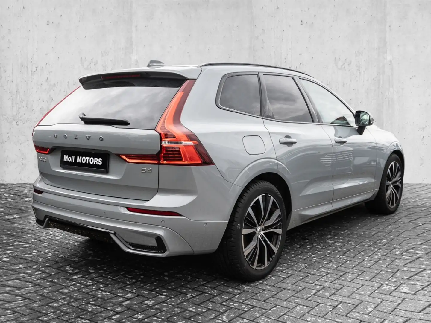 Volvo XC60 Ultimate Dark 2WD B4 Diesel EU6d HUD AD digitales Grau - 2