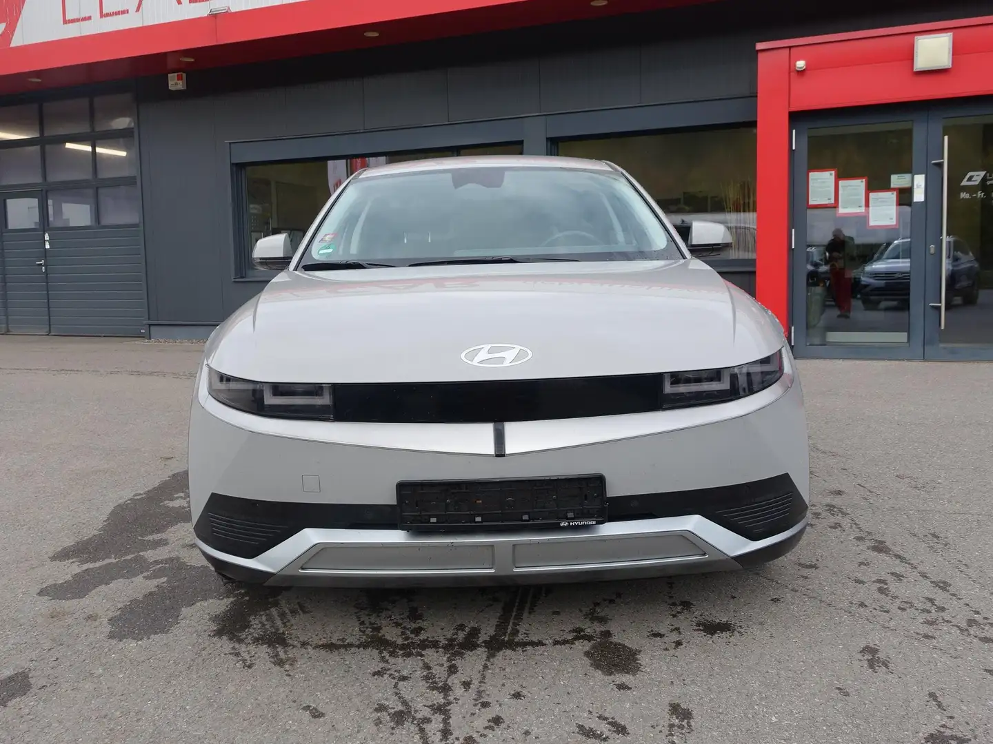 Hyundai IONIQ 5 Base Line 77,4 kWh Gris - 1