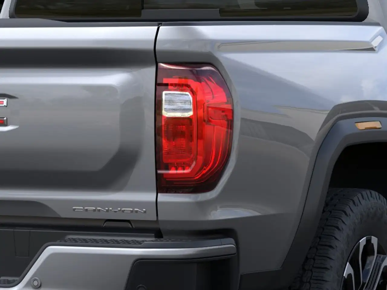 GMC Canyon photo GMC Canyon