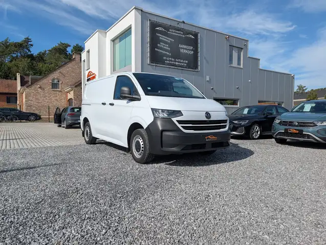 Volkswagen T7 Transporter 2.0 TDi SCR | CARPLAY | PARKSENS | LED | LANE + FRONT ASSIST
