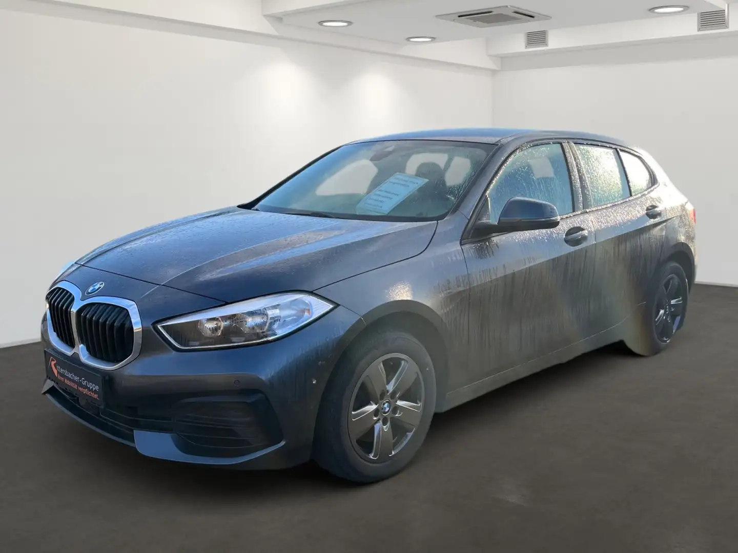 BMW 118 i Advantage Grau - 2