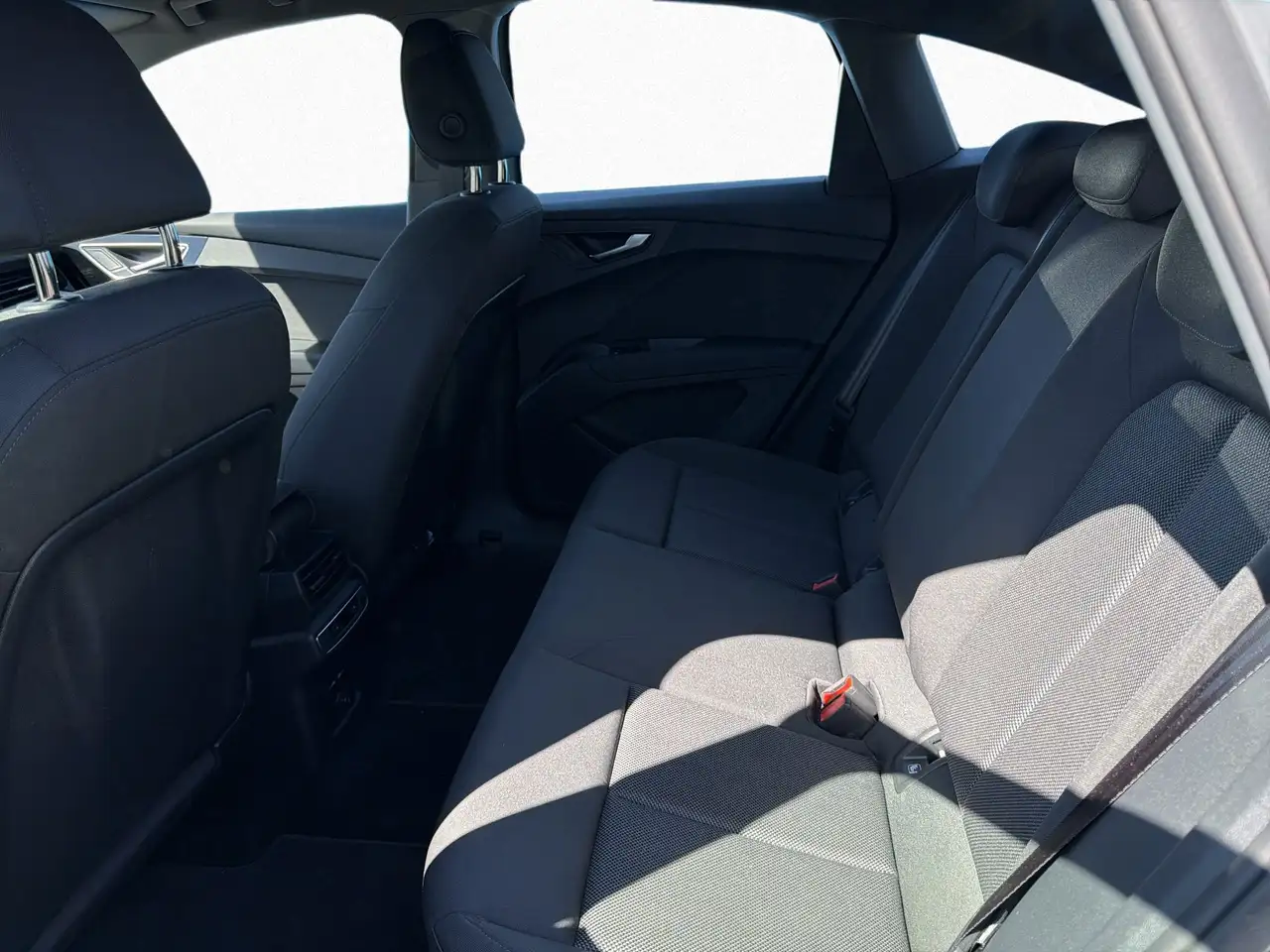 Audi Q4 e-tron Sportback 40 e-tron ACC-CAR PLAY-KAMERA 13