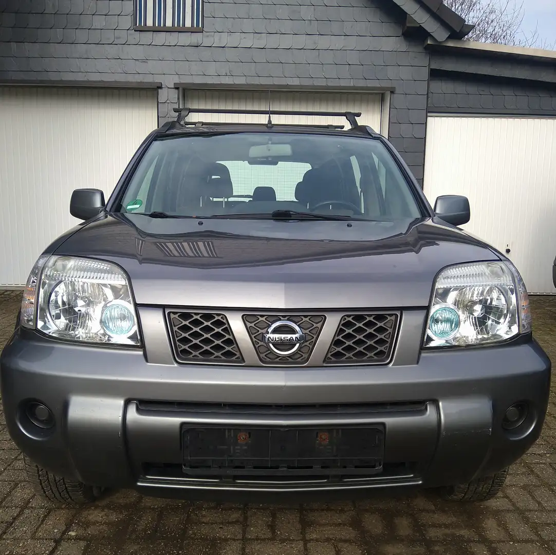 Nissan X-Trail 2.2 dCi 4x4 DPF Comfort - 1