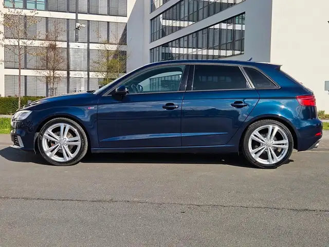 Audi A3 view 6