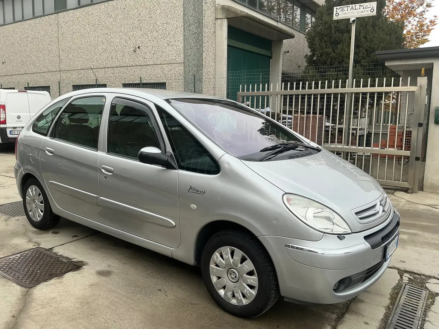 Citroen Xsara Xsara Picasso Picasso 1.8 16v Elegance Grijs - 1