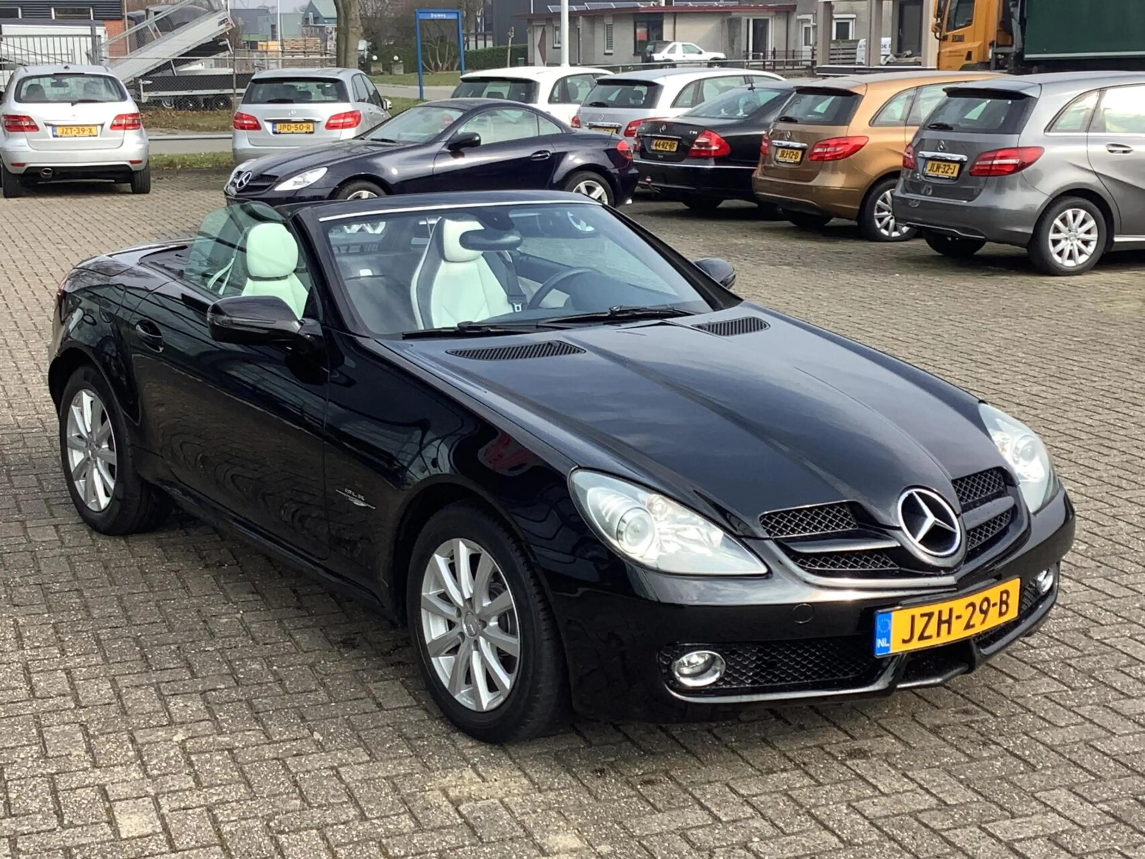 Mercedes-Benz SLK 200 K. 2look edition, lederen bekleding — photo 3