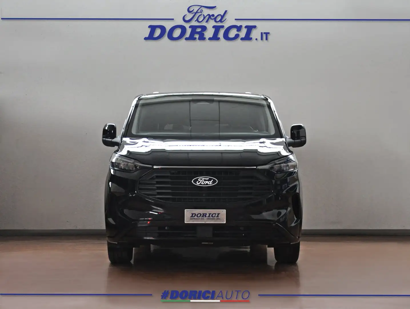 Ford Transit Custom 320 2.0 EcoBlue 170Cv aut. PC Combi Titanium Nero - 2