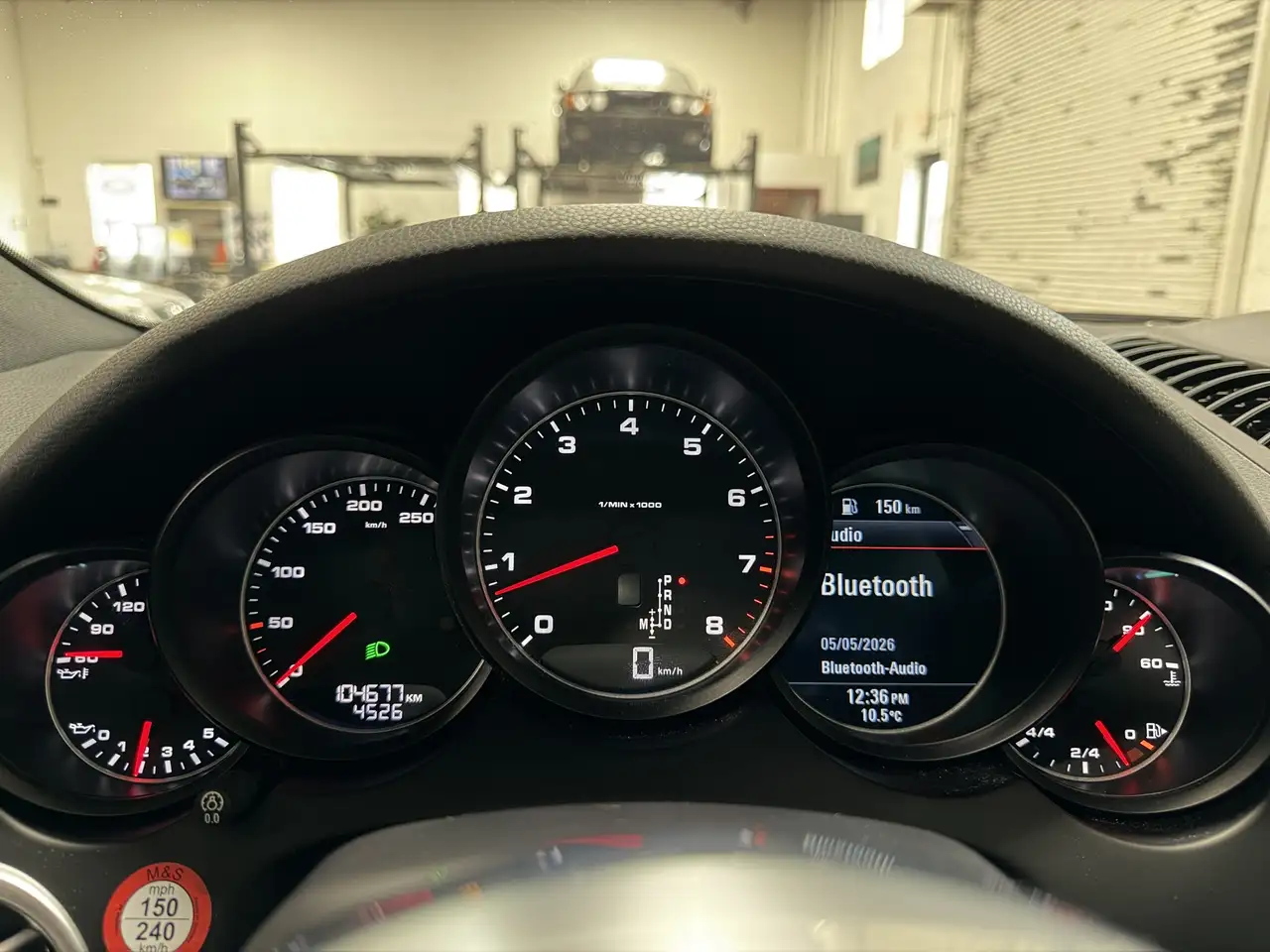 Porsche Cayenne снимка Porsche Cayenne