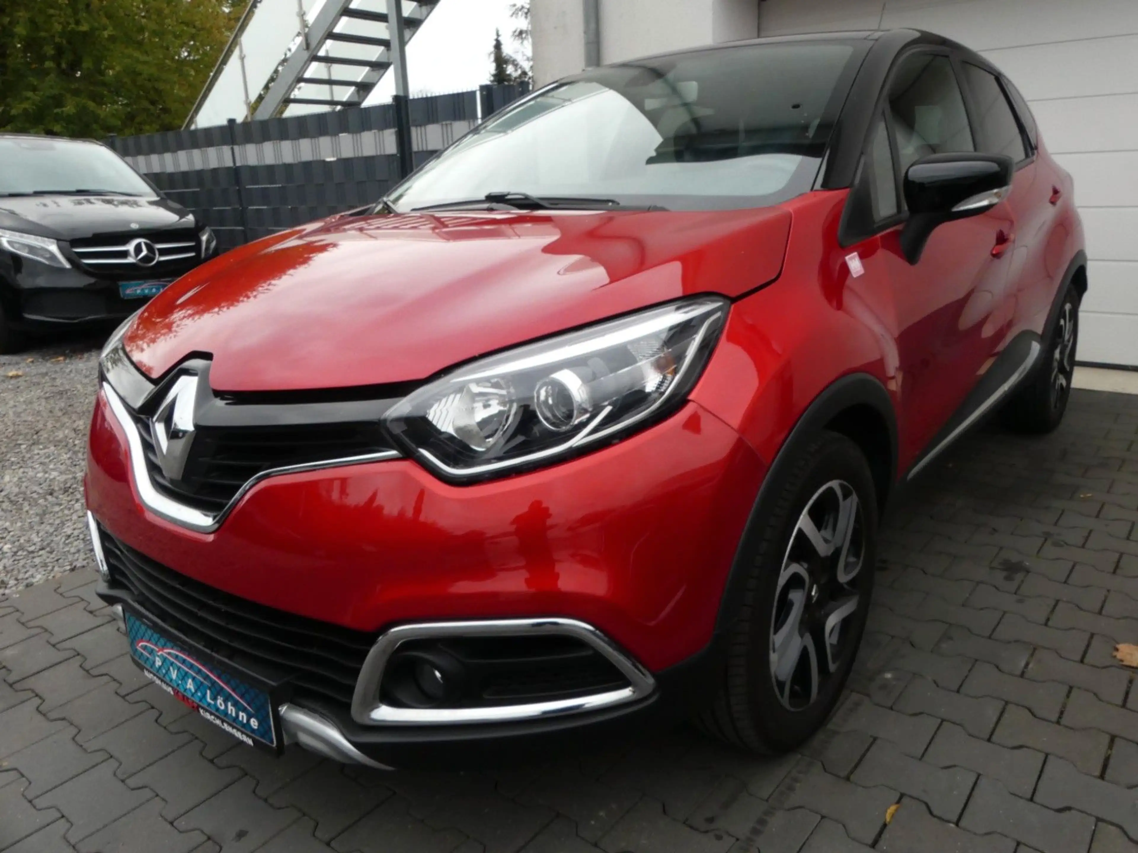 Renault Captur Helly Hansen Automatik | Navi | CAM | AHK — photo 2