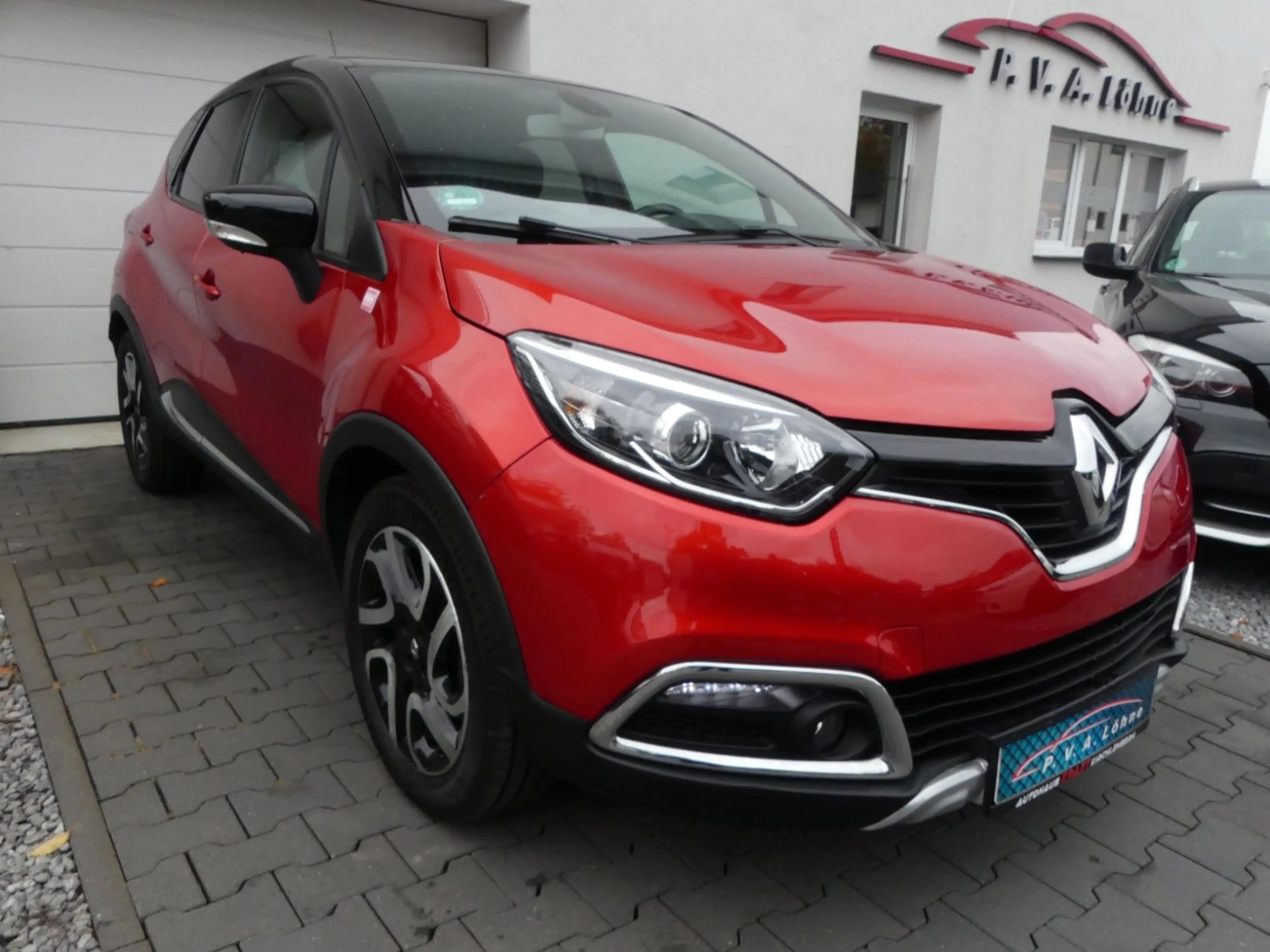 Renault Captur Helly Hansen Automatik | Navi | CAM | AHK