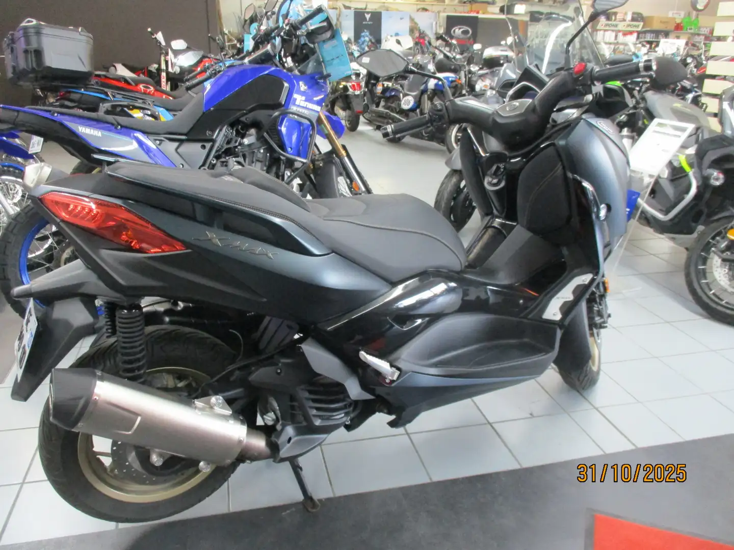 Yamaha X-Max 125 - 2