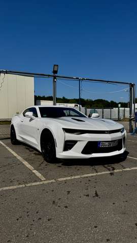 Imagine Chevrolet Camaro Coupe 6.2 V8 Deutsche Ausführung