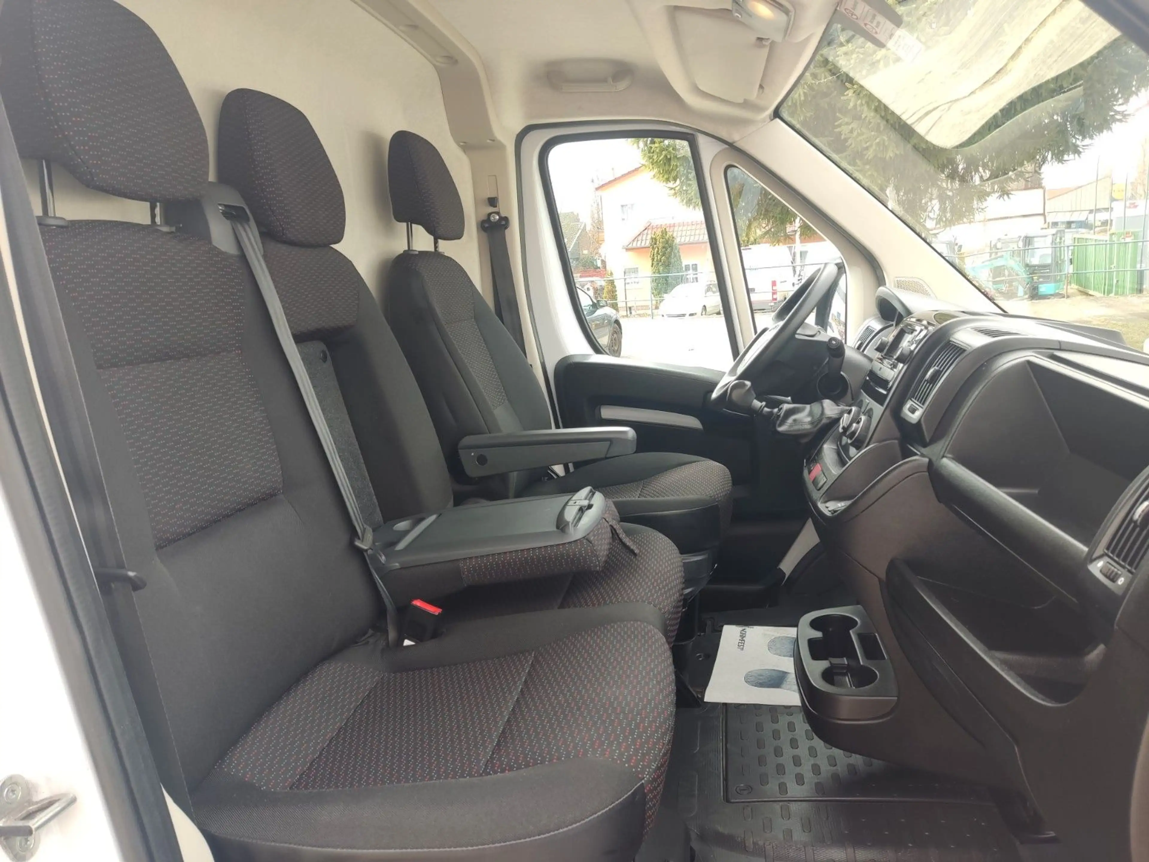 Opel Movano C L2H2 3,5t Selection Klima PDC Tempomat — photo 7