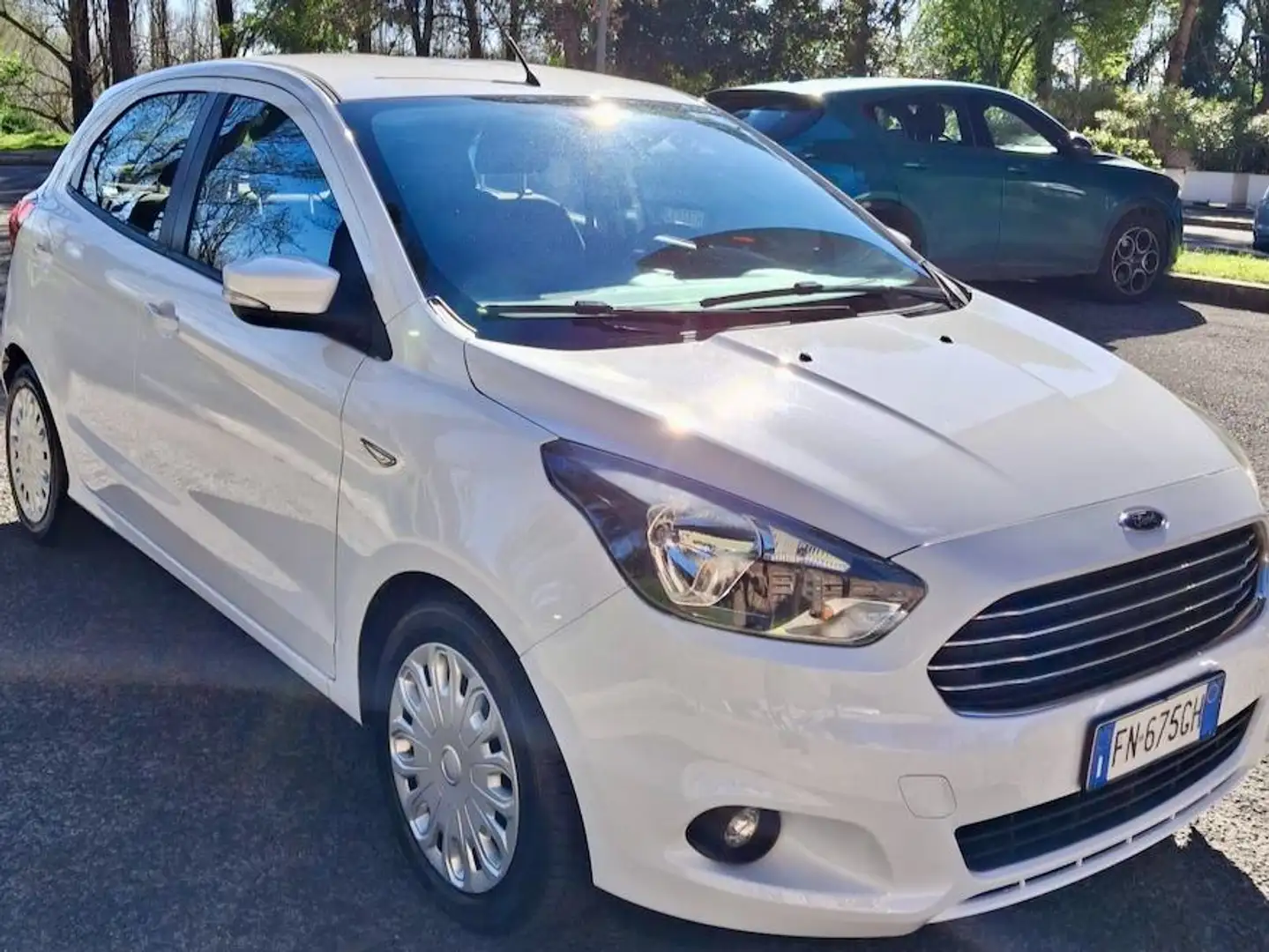 Ford Ka/Ka+ Ka + 1.2 Ultimate 85cv Bianco - 1