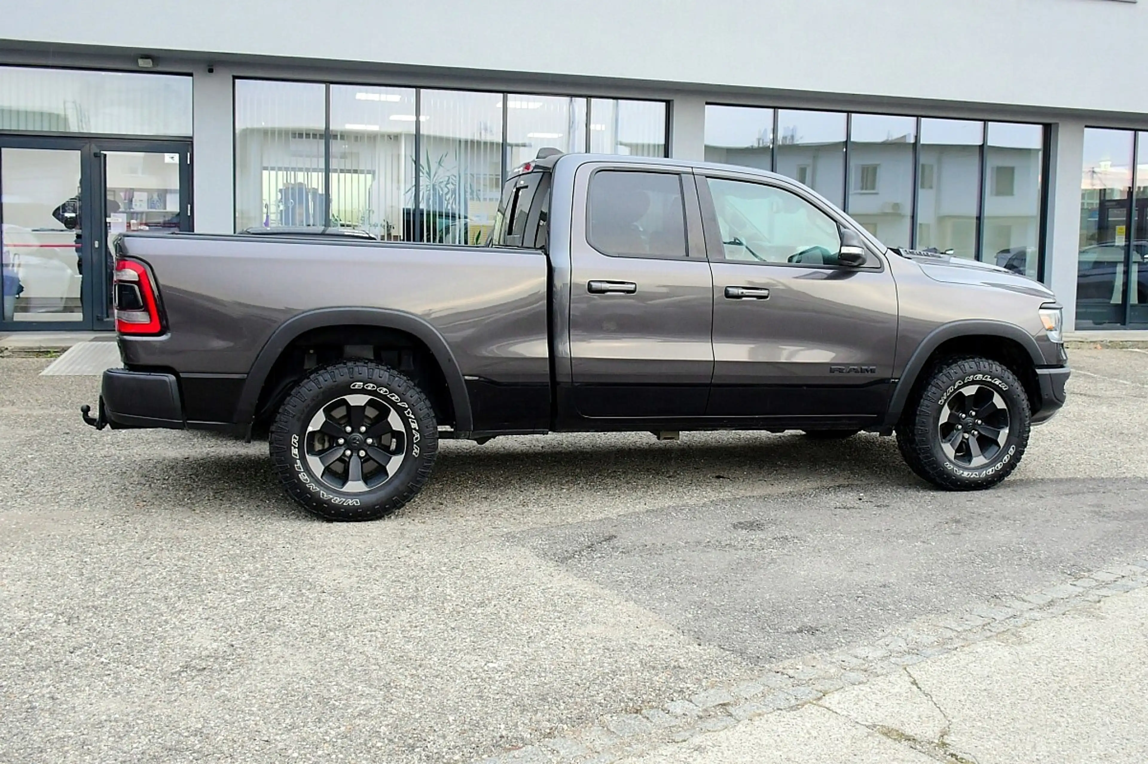 Dodge RAM Ram 1500 Rebel Quad Cab — photo 13