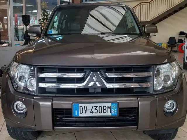 Mitsubishi Pajero Pajero IV 2007 3p 3.2 CR LE 200cv dpf
