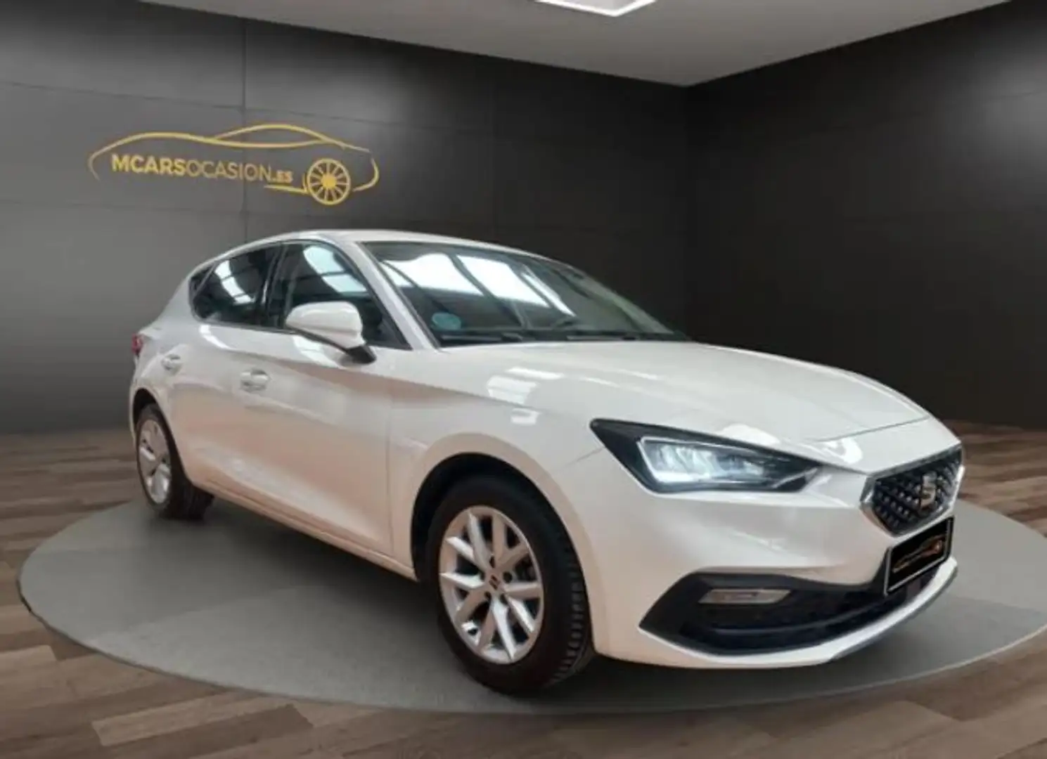 SEAT Leon 2.0TDI S&S Style Launch Pack con Navegador 115 - 2