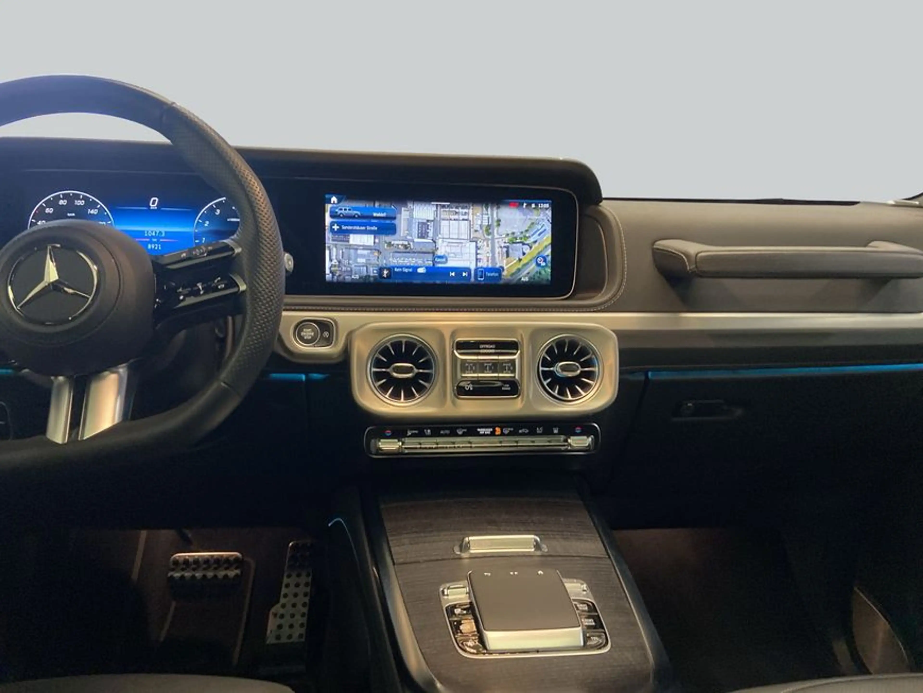Mercedes-Benz G 500 G-Klasse — photo 14