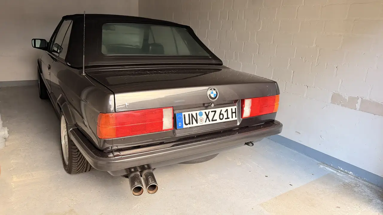 BMW 320i, foto 3