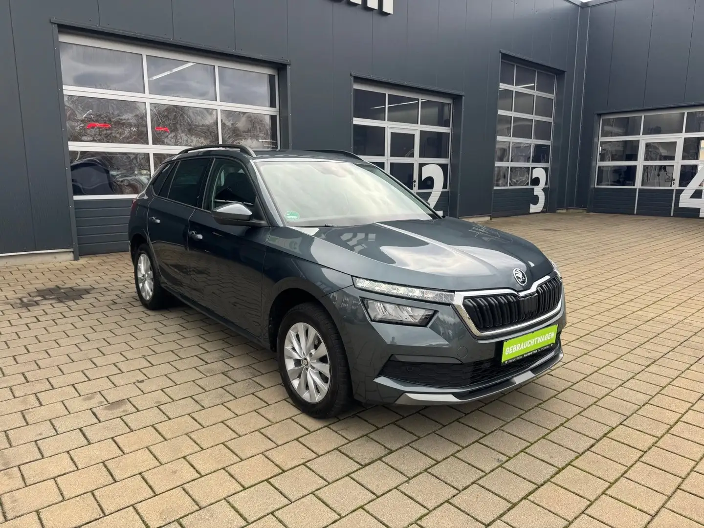 Skoda Kamiq Ambition Grau - 1