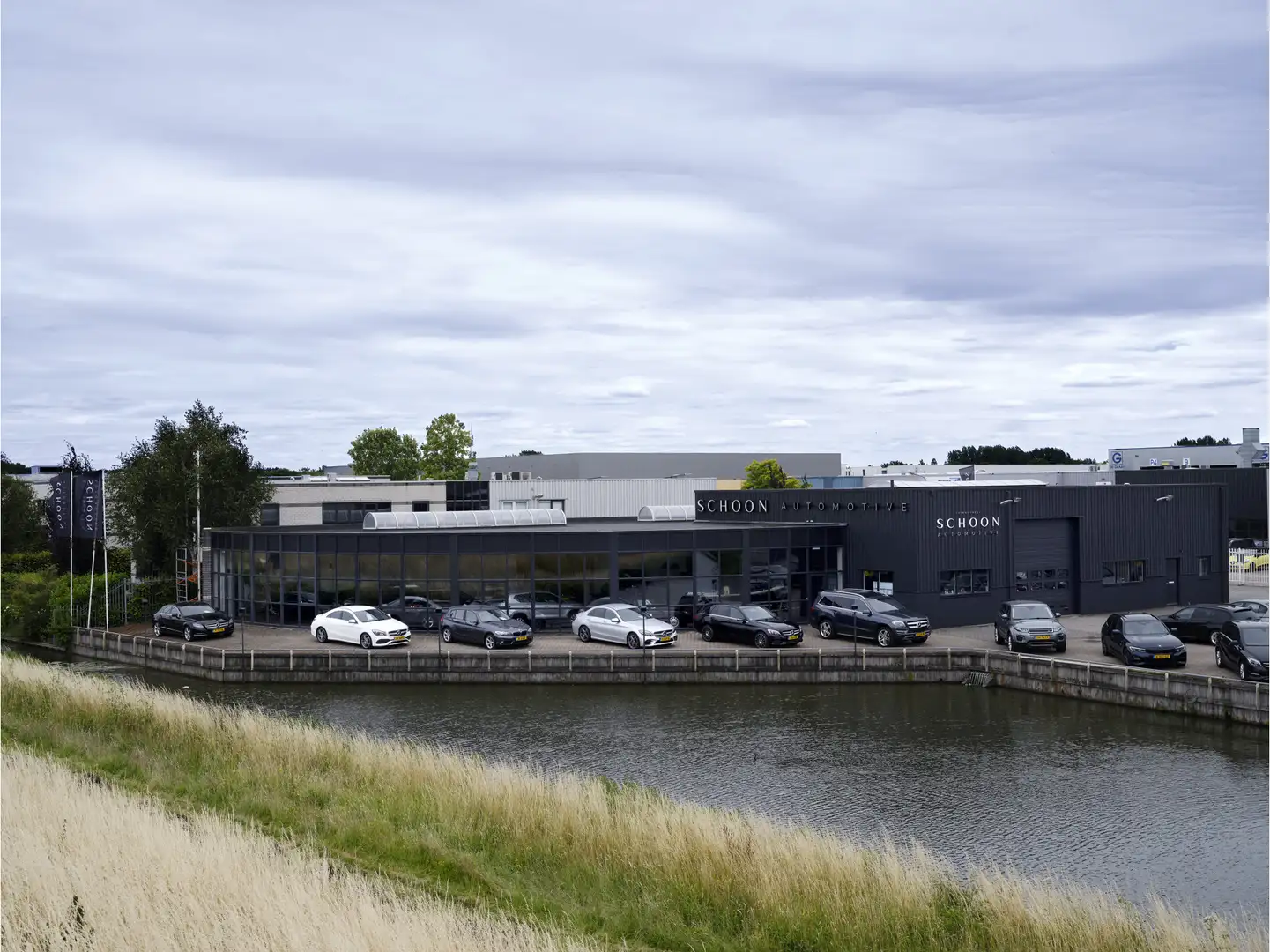 Mercedes-Benz C 180 Ambition | SCHUIFDAK | DEALERONDERHOUDEN | Noir - 2