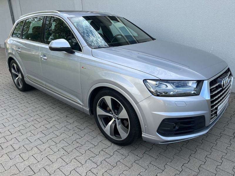 Audi Q7 3.0 TDI quattro S line Sport / Plus