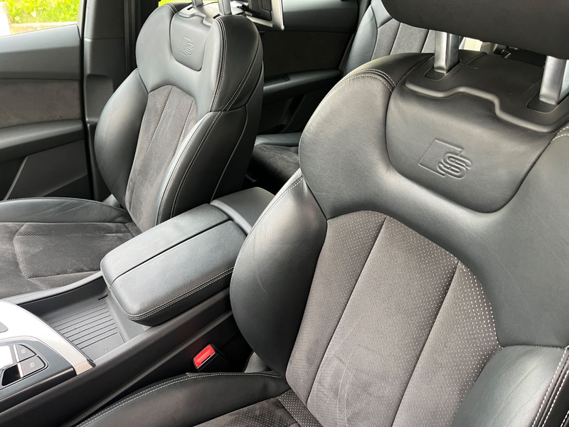 Audi Q7 3.0 TDI quattro S line Sport / Plus — photo 13