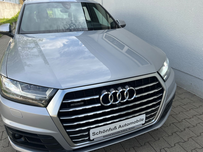 Audi Q7 3.0 TDI quattro S line Sport / Plus — photo 8