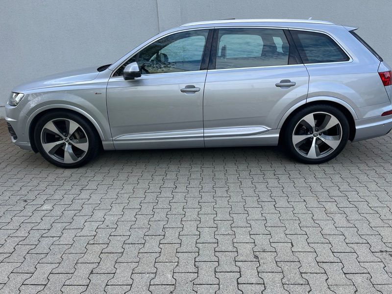 Audi Q7 3.0 TDI quattro S line Sport / Plus — photo 4