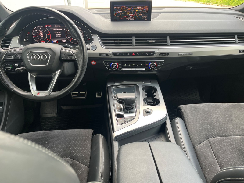 Audi Q7 3.0 TDI quattro S line Sport / Plus — photo 15