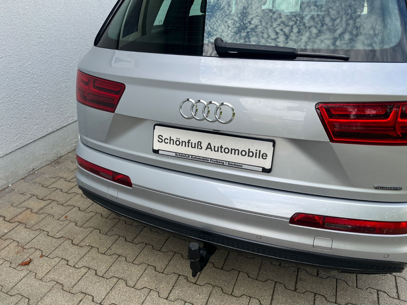 Audi Q7 3.0 TDI quattro S line Sport / Plus — photo 6