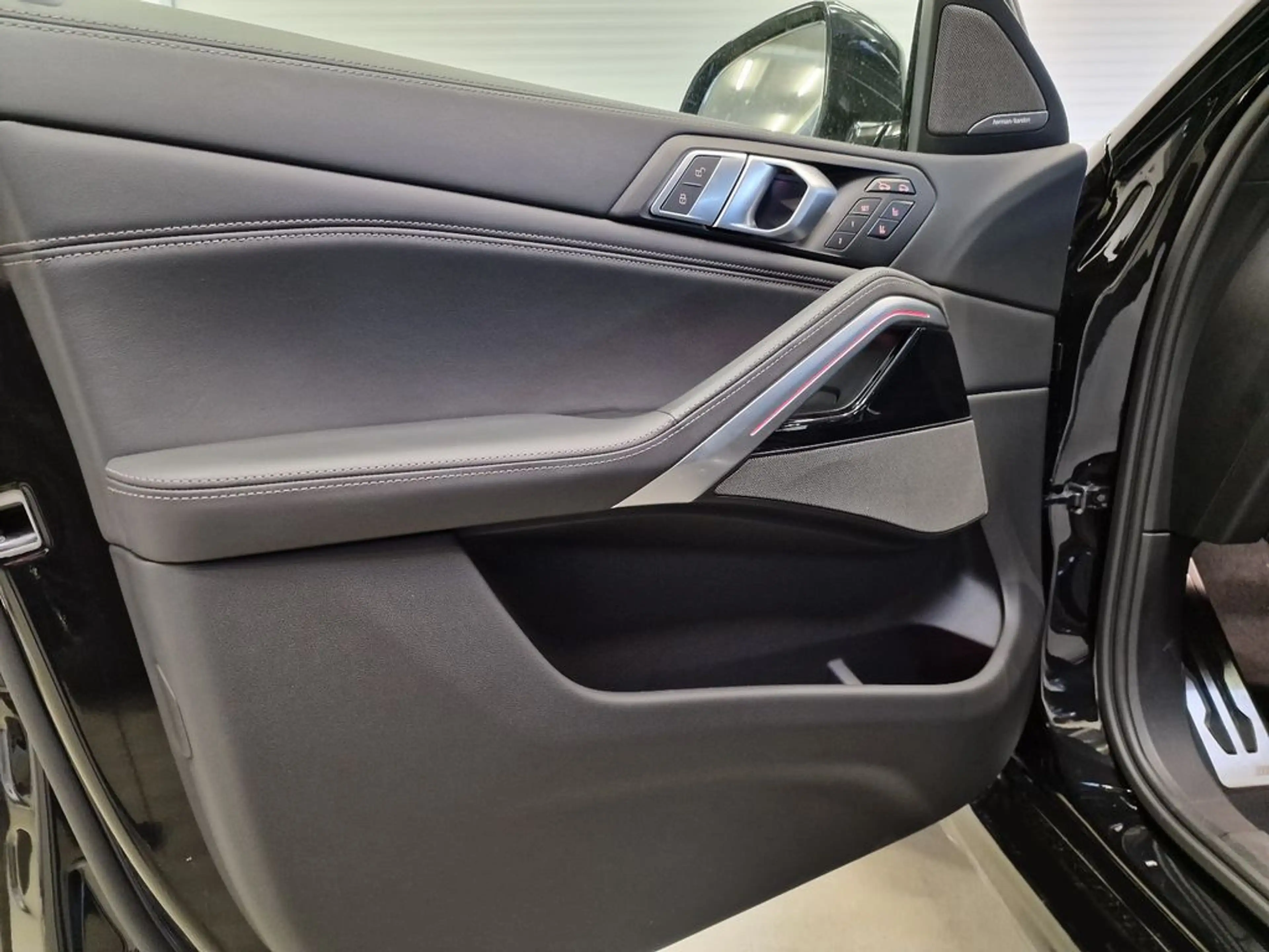 BMW X6 xDrive 30 d M Sport — photo 13