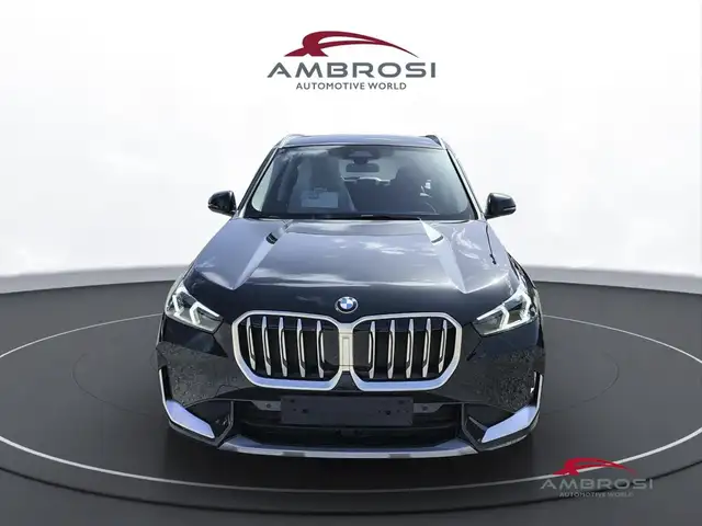 BMW X1 view 7