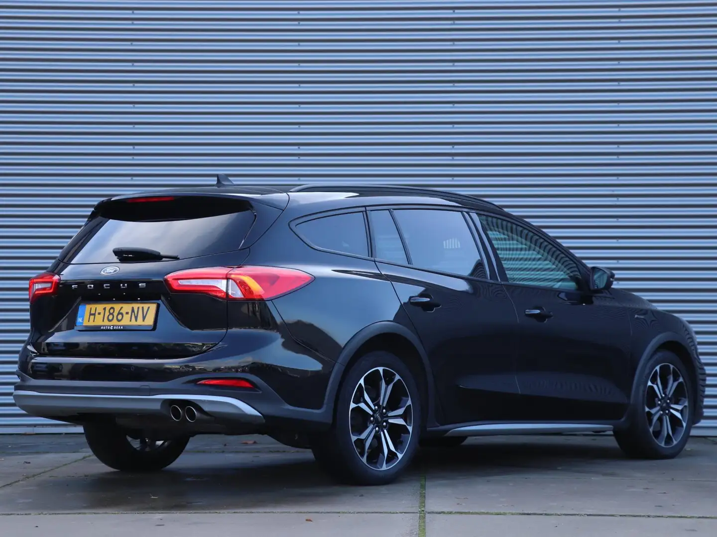 Ford Focus Wagon 1.5 EcoBoost Active Business *1e Eigenaar*De Negro - 2