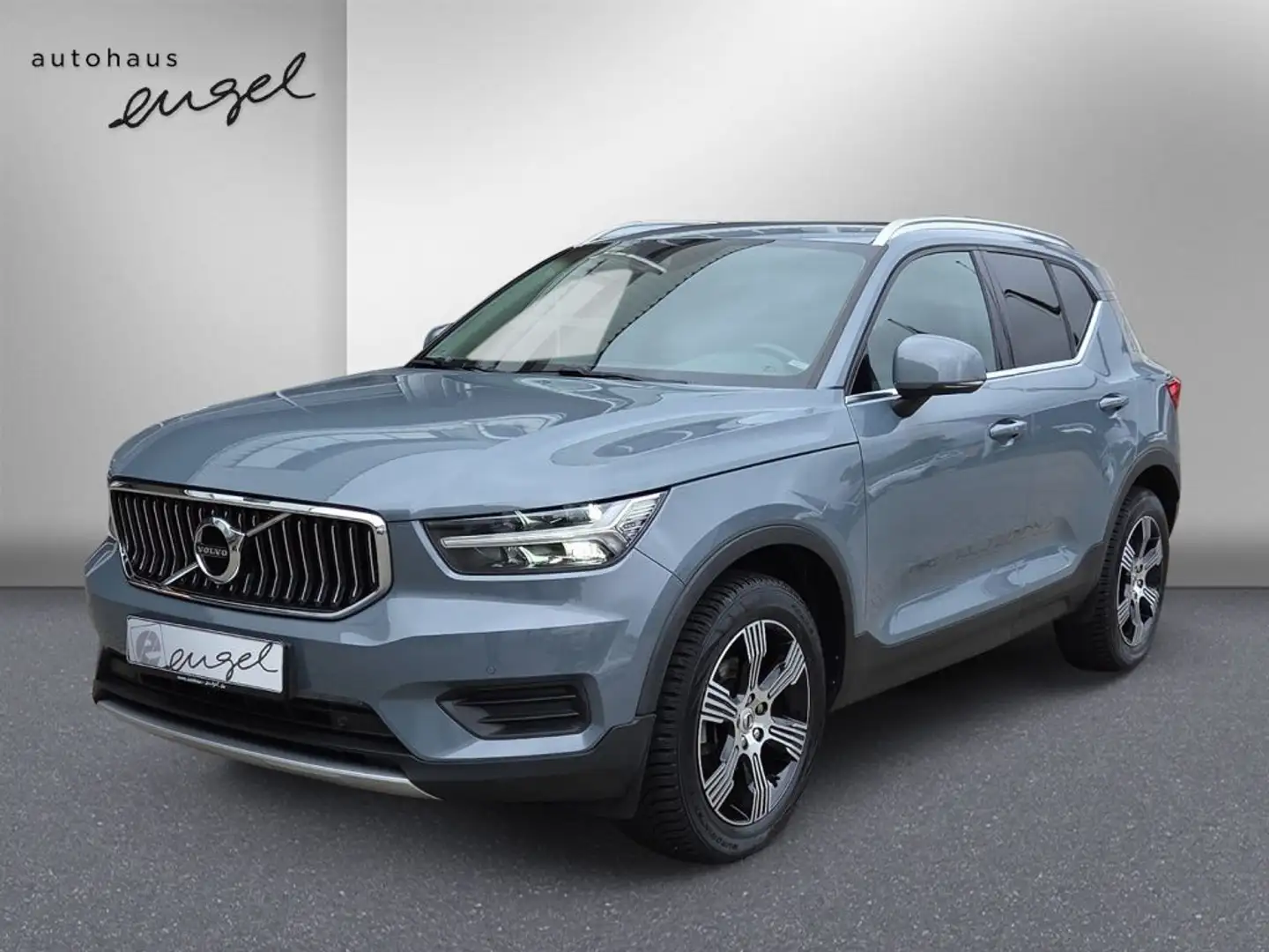 Volvo XC40 XC40 D3 Geartronic Inscription,KLIMA,NAVI,TEMPO,LE Grau - 1
