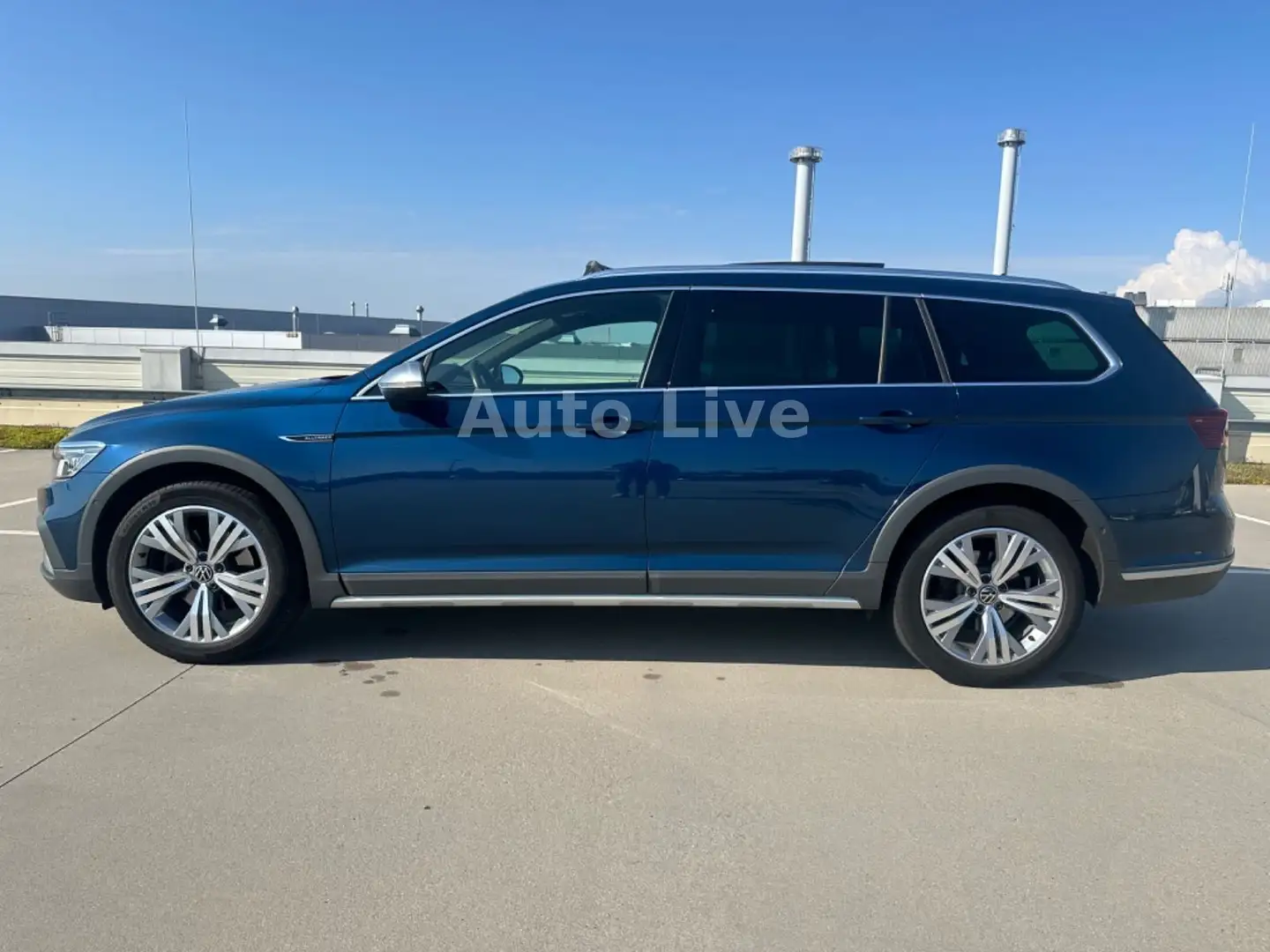 Volkswagen Passat Variant Passat Alltrack Var. 2.0 TDI*4M*DSG*VIRT*PANO*IQ Blau - 2