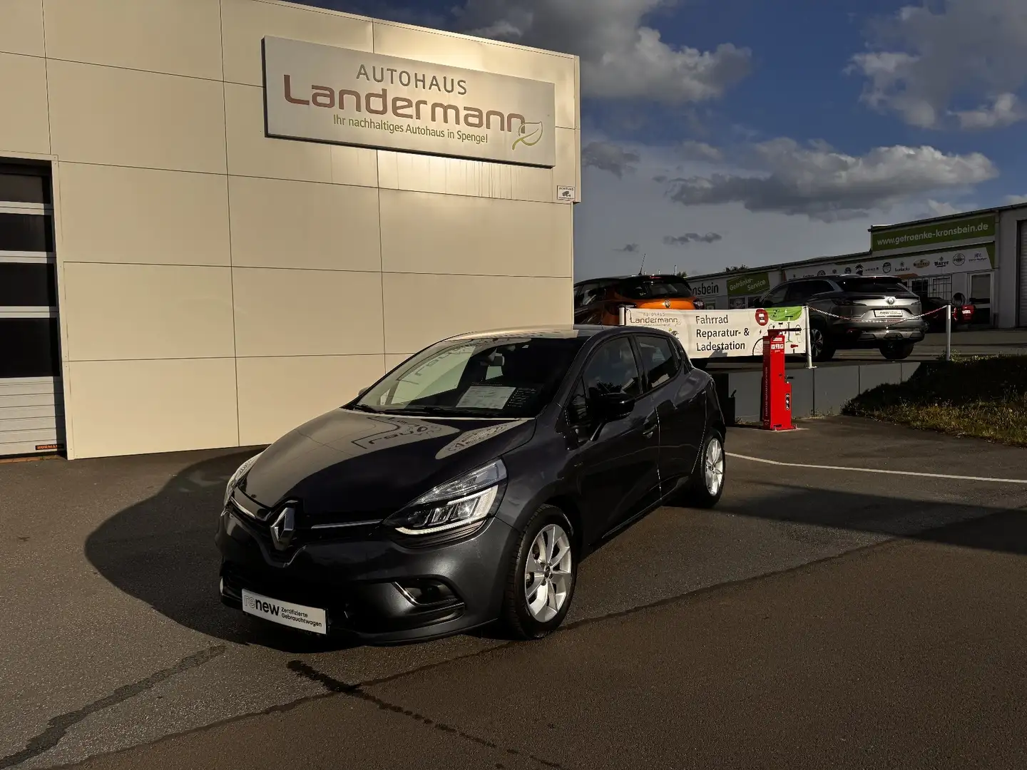 Renault Clio LIMITED dCi 90 NAVI+PDC+FULL-LED+KESSY Grau - 2