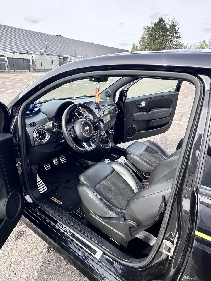 Abarth 595 2021