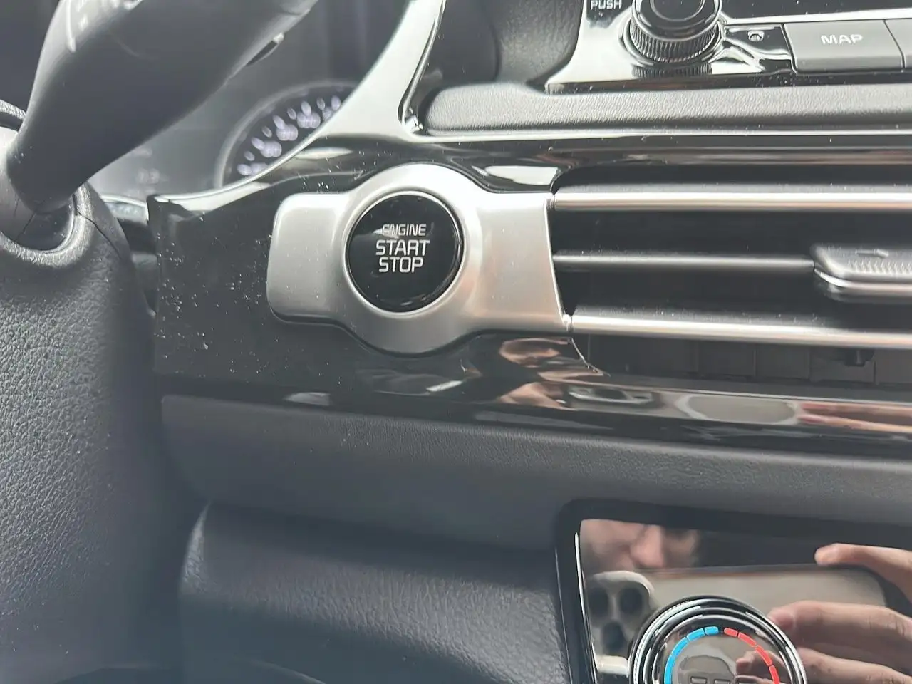 Kia Seltos снимка Kia Seltos