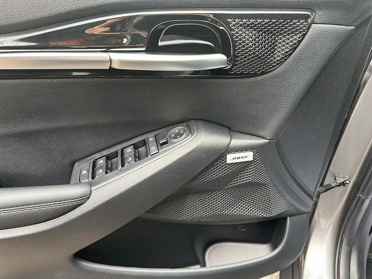 Kia Seltos снимка Kia Seltos