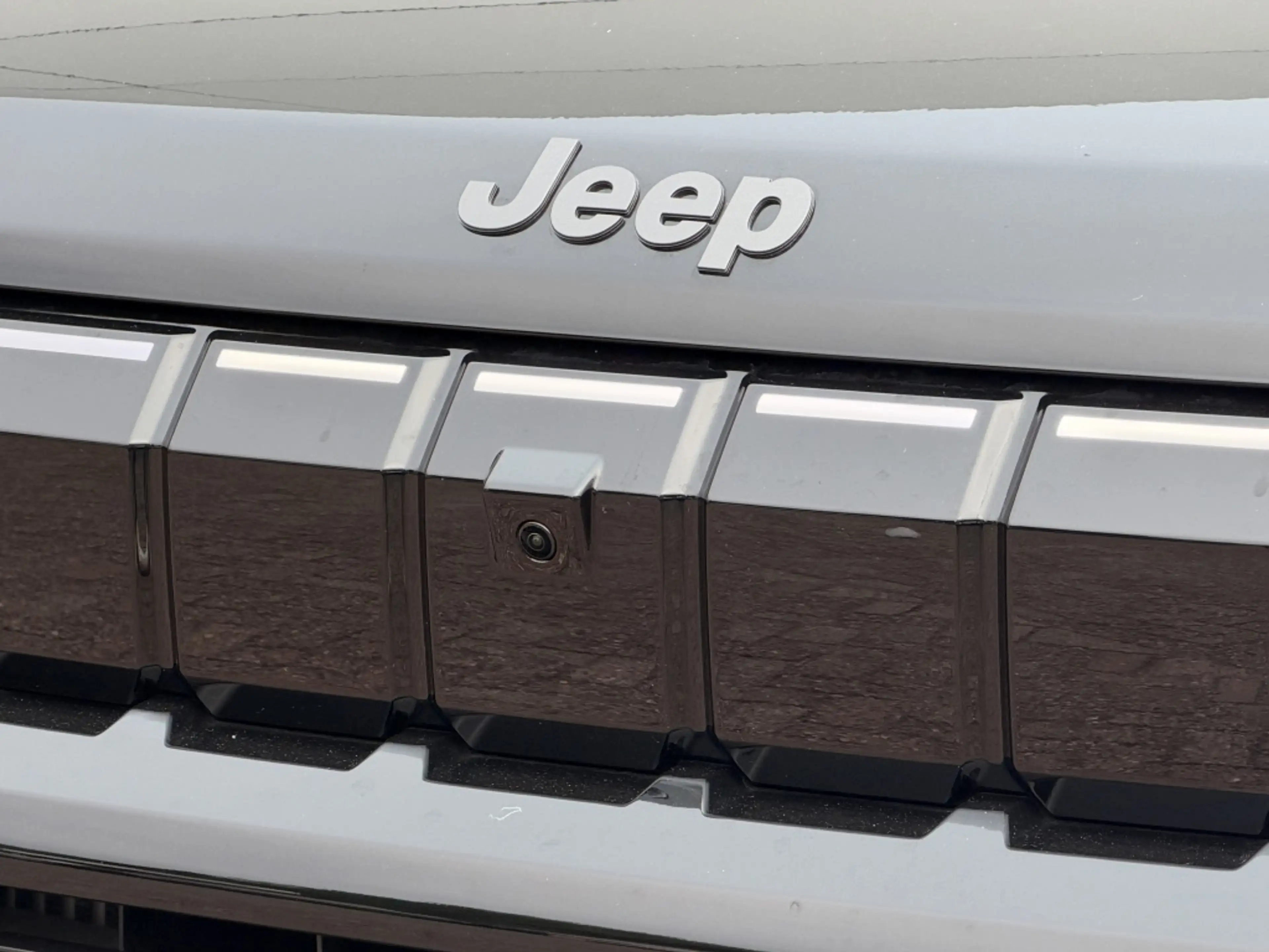 Jeep Avenger Jeep Avenger 1.2 e-Hybrid Summit | Facelift | Pano — photo 2