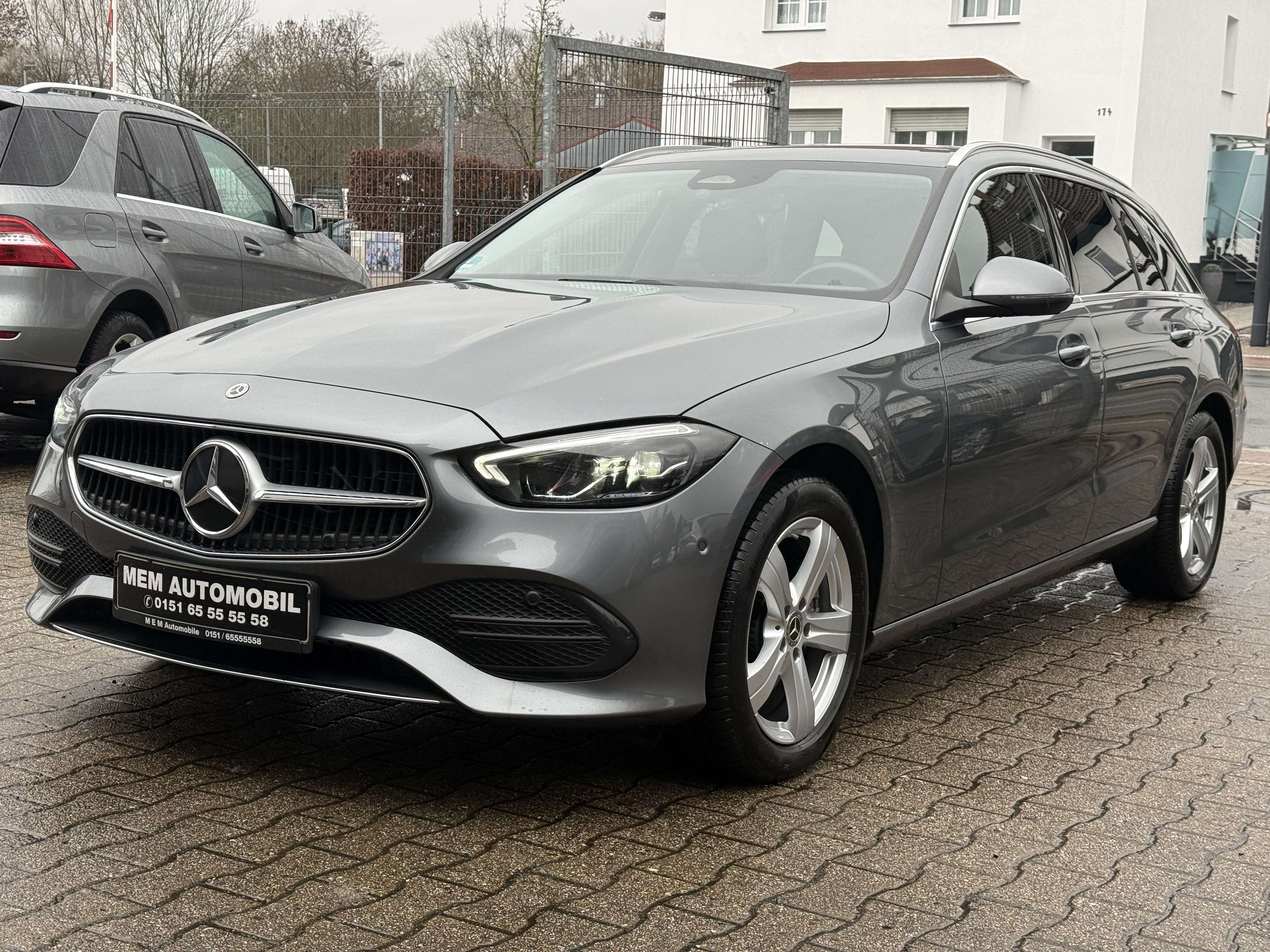 Second hand Mercedes Benz C-Class 220