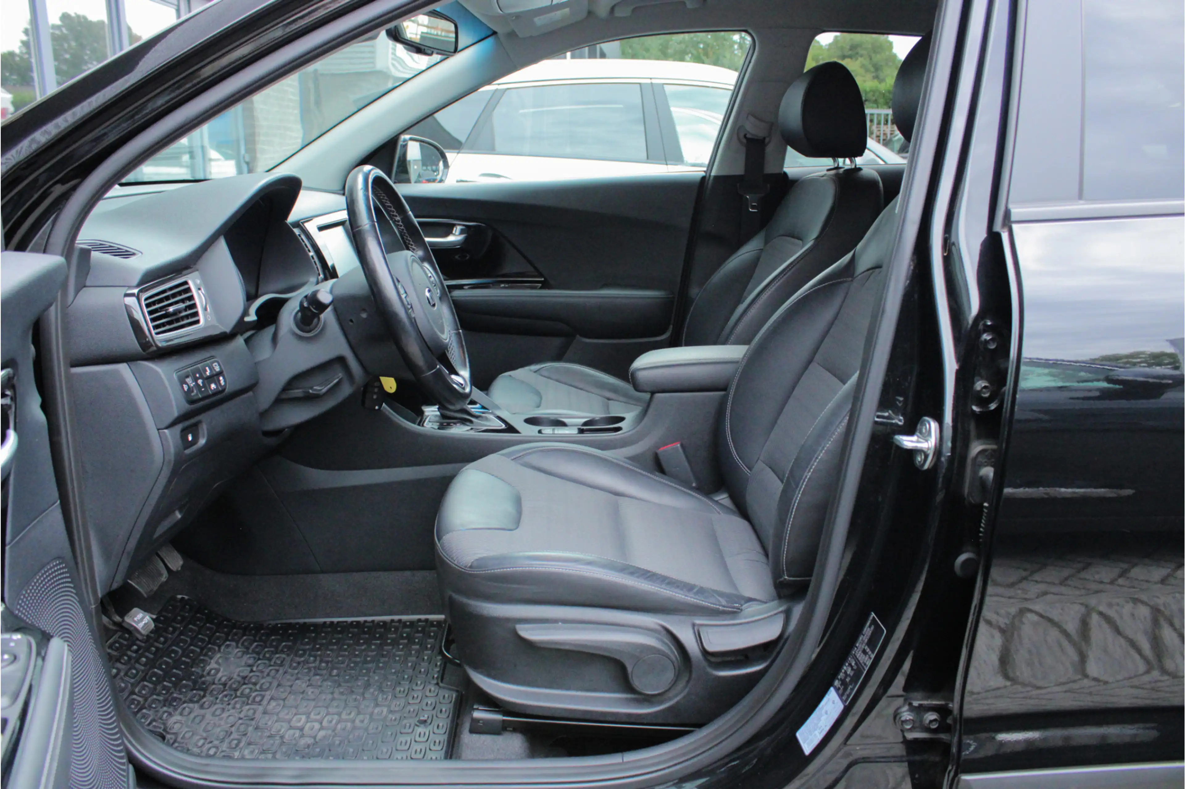 Kia Niro 1.6 GDi Hybrid DynamicLine |stoel/stuurverwarming| — photo 30