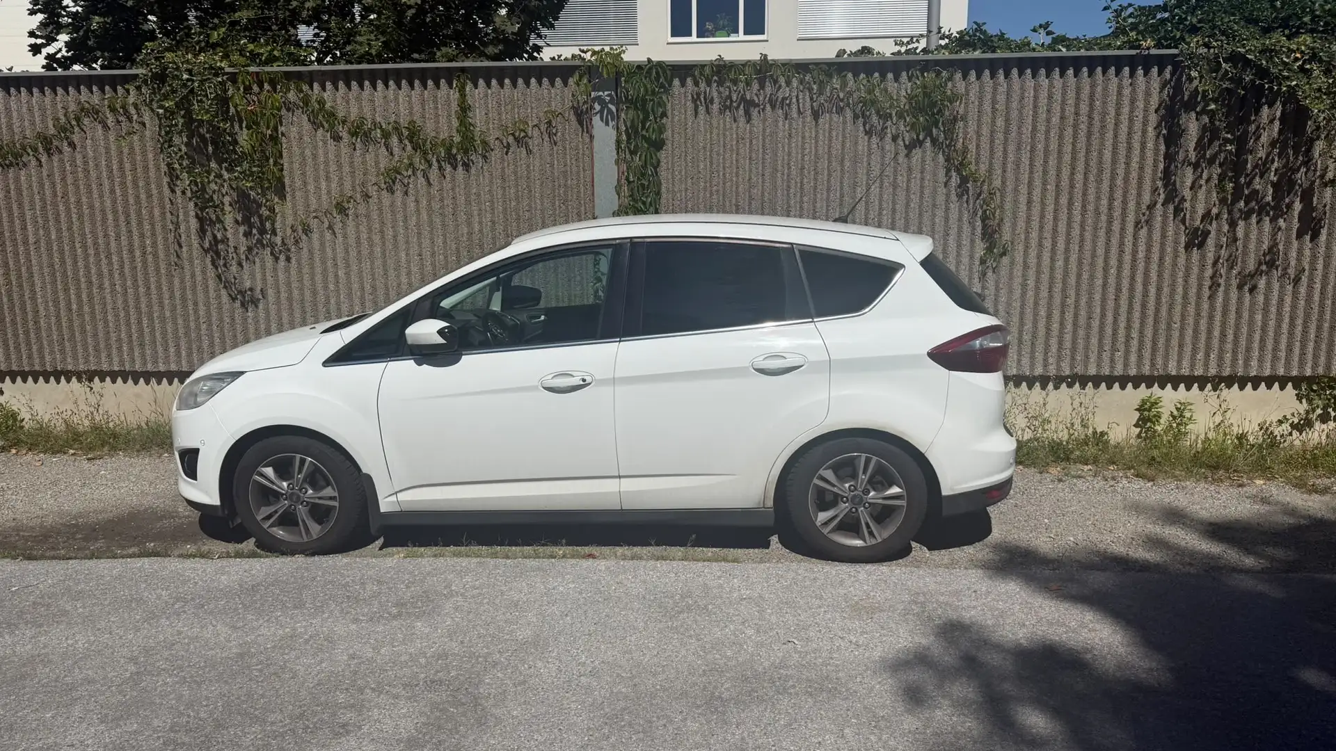Ford C-Max 1.6 TDCi Start-Stop-System Titanium - 1
