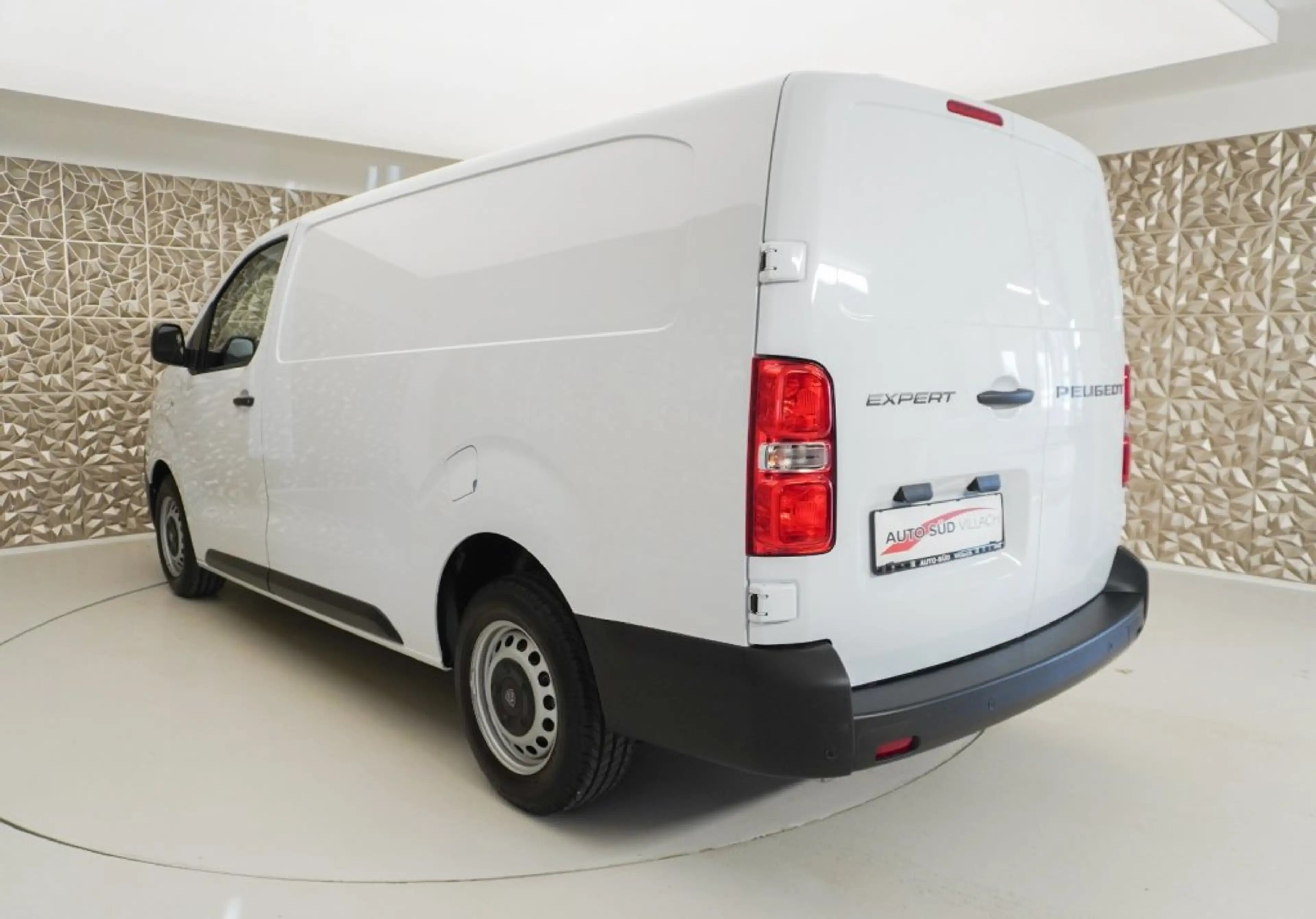 Peugeot Expert L3 BlueHDi 120 S&S 6-Gang — photo 4