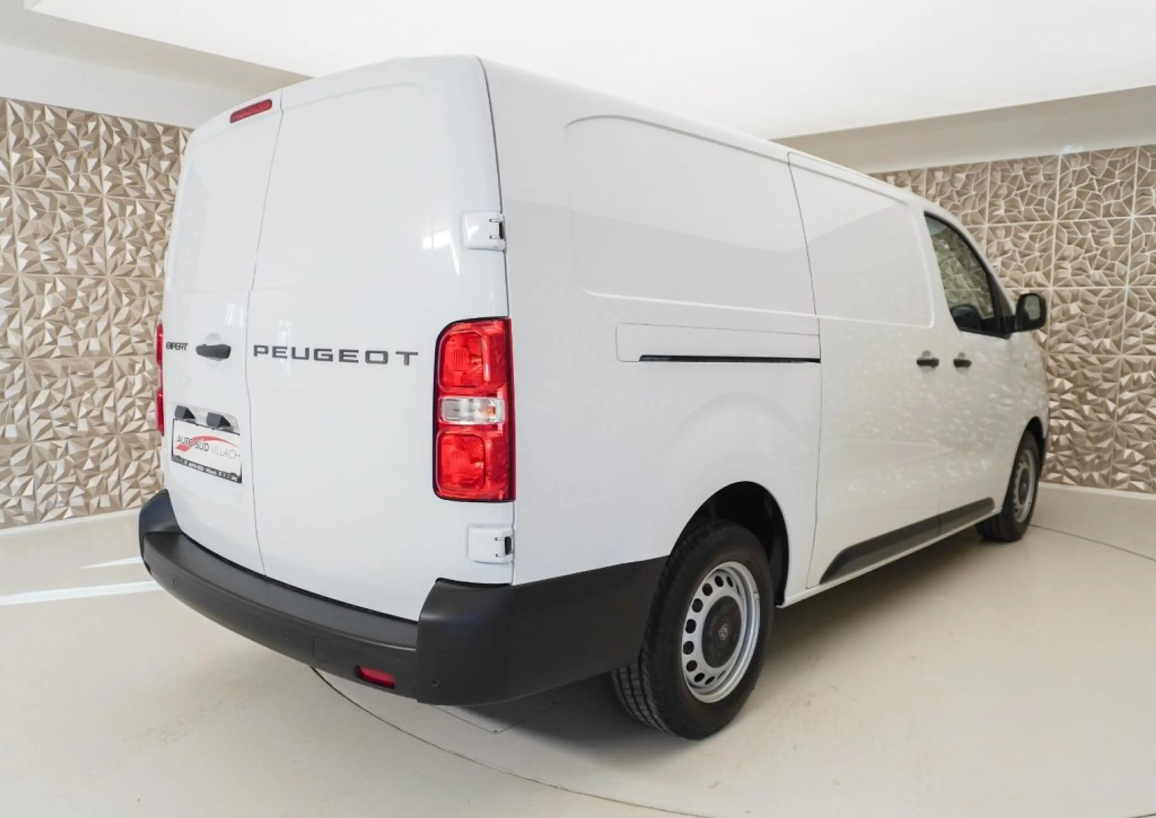 Peugeot Expert L3 BlueHDi 120 S&S 6-Gang — photo 6
