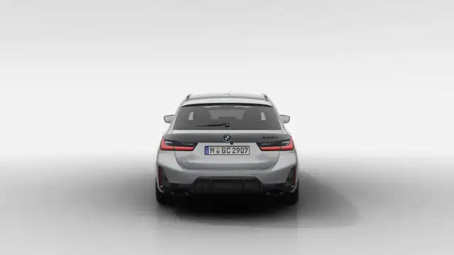 BMW 3 Series view 5